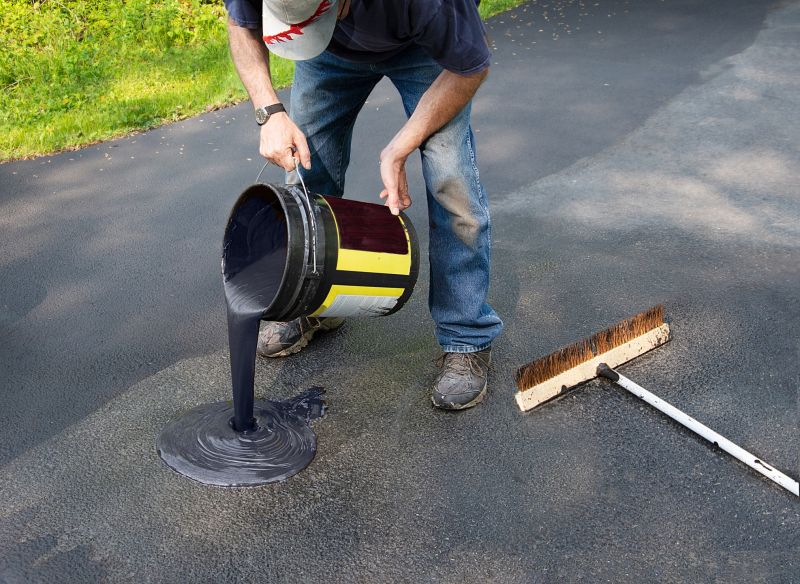Residential Asphalt Maintenance